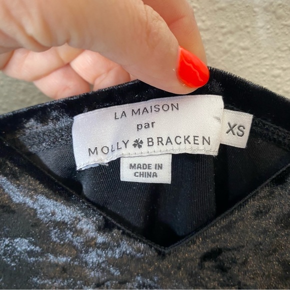 Molly Bracken Noir Velvet Tank Black XS - Picture 6 of 9
